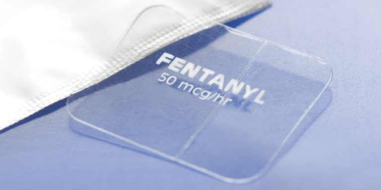 Fentanyl And Transdermal Patches Uses Side Effects Dangers And More   Fentanyl Patch 768x384 